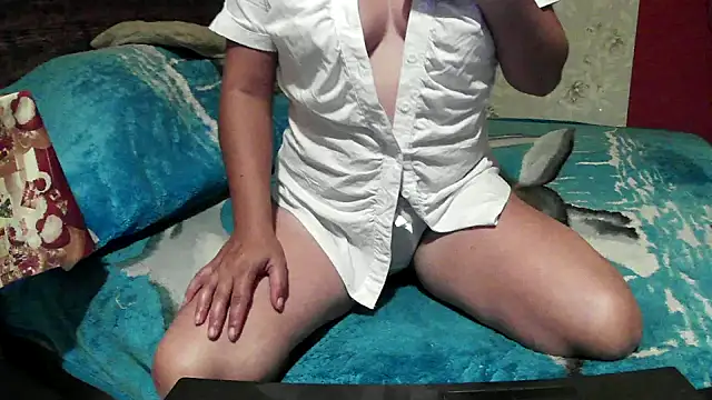 LisaPuree online show from September 2025 05:57:01 PM