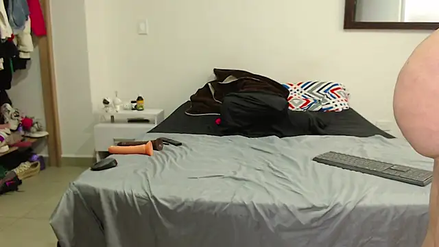 AnnieRoss69 online show from February 2025 03:37:02 PM