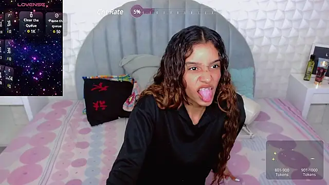 charlotte 0309 online show from December 2024 10:48:01 PM