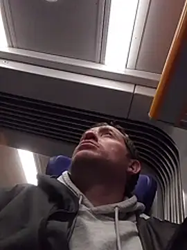 Snapshot of openlegsforyou chatting on February 2026 06:39:02 PM openlegsforyou online show from February 2026 06:39:02 PM