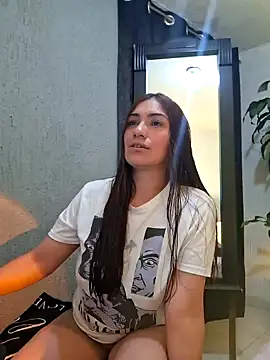 emmily d online show from January 2025 10:17:01 PM