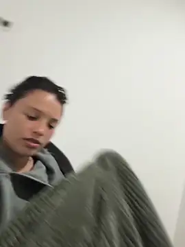 LorenRosse online show from April 2026 11:57:02 PM