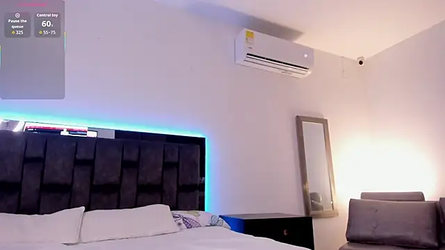 Sthef Castle online show from November 2025 12:31:02 PM