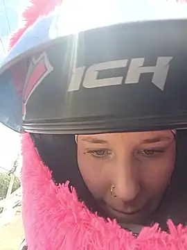 RubyEmerald online show from April 2026 04:18:01 PM