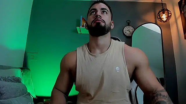 Snapshot of jaxon_colton chatting on February 2025 02:26:02 PM jaxon colton online show from February 2025 02:26:02 PM