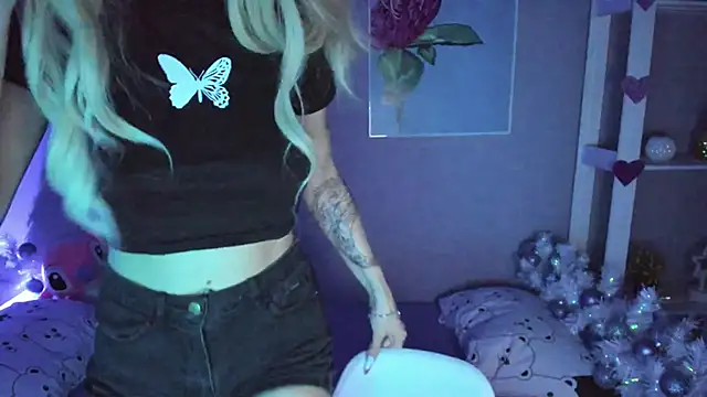 AnneTenet online show from December 2024 05:15:01 AM