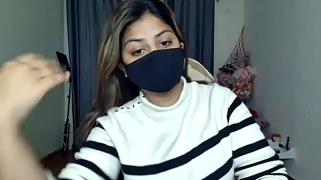 Snapshot of Hoty-Shivangi chatting on February 2026 02:10:02 PM Hoty-Shivangi online show from February 2026 02:10:02 PM