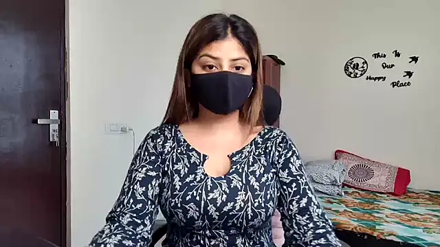 Snapshot of Hoty-Shivangi chatting on February 2026 08:57:01 AM Hoty-Shivangi online show from February 2026 08:57:01 AM