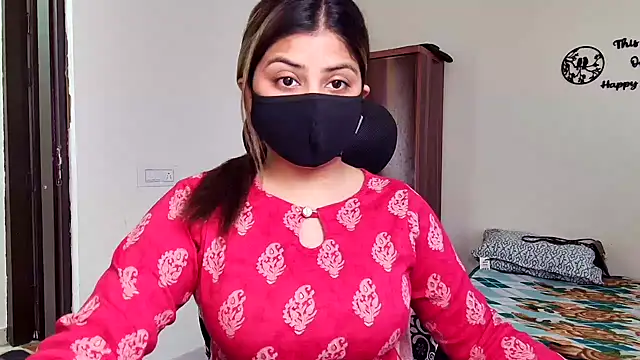 Snapshot of Hoty-Shivangi chatting on February 2026 10:49:02 AM Hoty-Shivangi online show from February 2026 10:49:02 AM