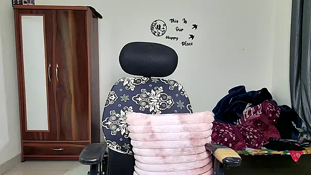 Snapshot of Hoty-Shivangi chatting on February 2026 10:55:01 PM Hoty-Shivangi online show from February 2026 10:55:01 PM