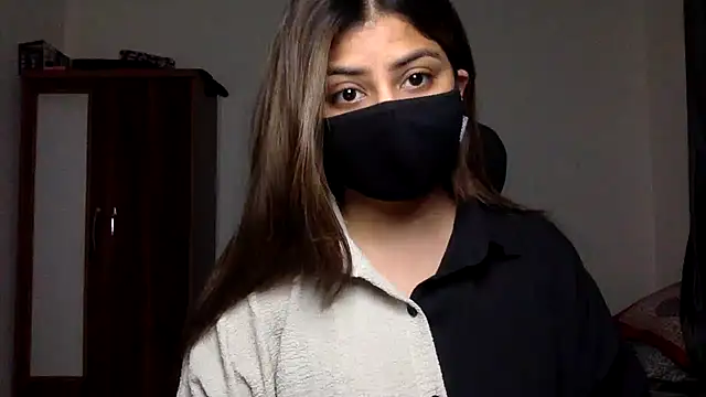 Snapshot of Hoty-Shivangi chatting on March 2026 03:52:01 PM Hoty-Shivangi online show from March 2026 03:52:01 PM