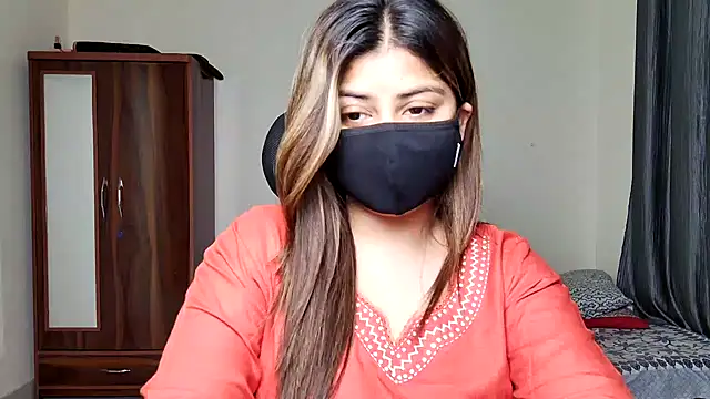 Hoty-Shivangi online show from March 2026 07:42:02 PM