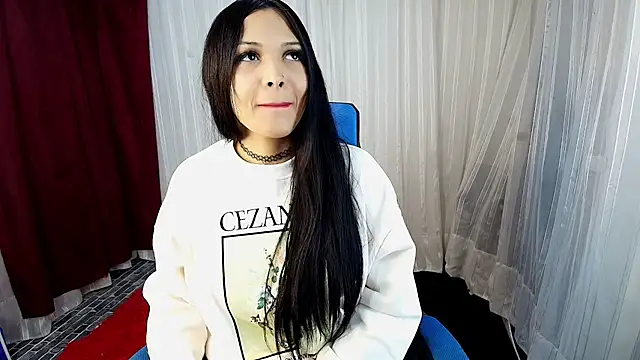 MOMMYJEVAA online show from July 2026 04:25:02 PM
