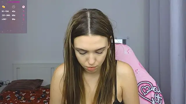 AliceSpark online show from December 2025 06:49:02 PM