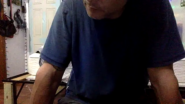 Snapshot of Buffshagswell chatting on April 2026 08:50:02 AM Buffshagswell online show from April 2026 08:50:02 AM