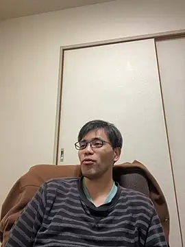 ryusei18570 online show from February 2025 04:14:02 PM