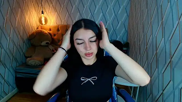 Snapshot of Angelchristix chatting on May 2026 12:45:02 PM Angelchristix online show from May 2026 12:45:02 PM