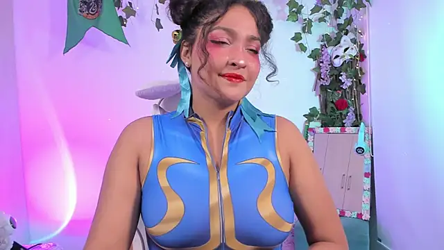 cutepie uwu  online show from February 2025 02:55:02 AM