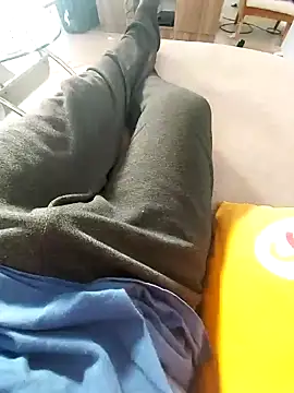 Snapshot of reelciii21 chatting on January 2025 01:56:02 PM reelciii21 online show from January 2025 01:56:02 PM