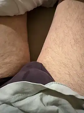 Snapshot of reelciii21 chatting on March 2025 06:01:02 PM reelciii21 online show from March 2025 06:01:02 PM