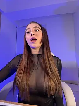 Lanataylor- online show from September 2025 01:27:01 AM