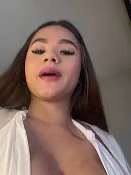 Snapshot of Natasha_by chatting on February 2026 04:33:01 PM Natasha by online show from February 2026 04:33:01 PM