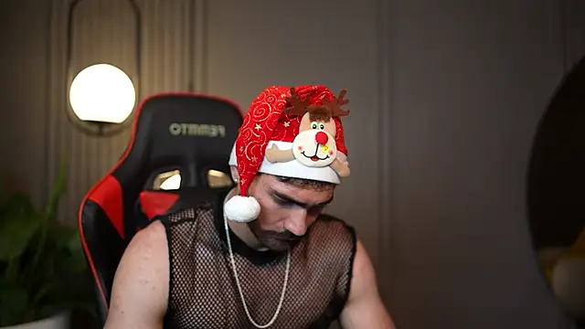 Snapshot of Austin_bolt chatting on December 2024 02:34:02 AM Austin bolt online show from December 2024 02:34:02 AM