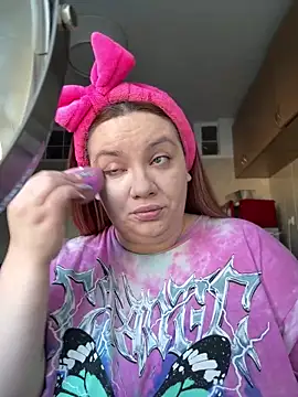 MelanieBrownn online show from February 2025 07:00:01 AM