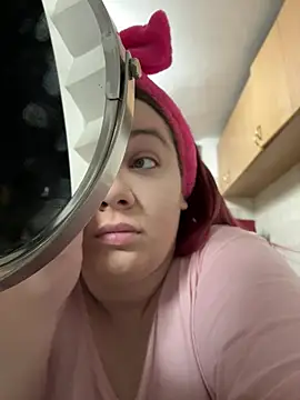 MelanieBrownn online show from March 2025 05:17:02 PM