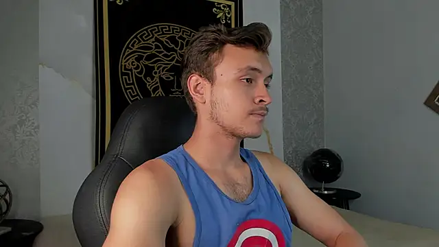 Desmon Clark online show from January 2025 10:02:01 PM