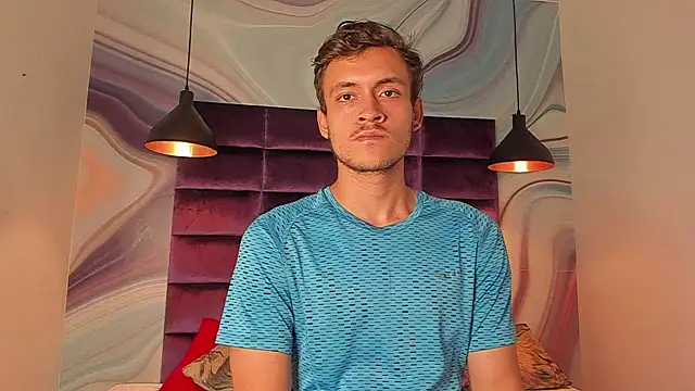 Desmon Clark online show from February 2025 06:57:01 AM