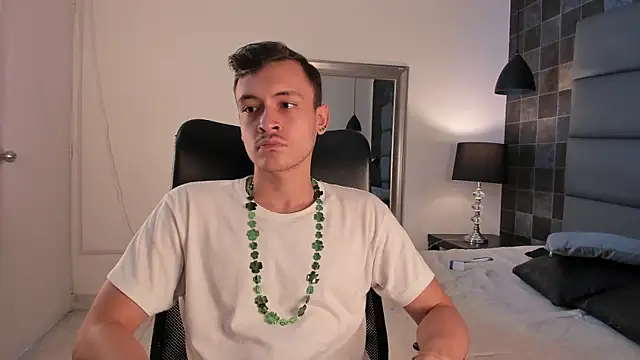 Desmon Clark online show from March 2025 09:13:02 PM