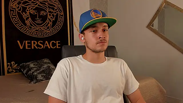 Desmon Clark online show from September 2025 09:29:02 PM