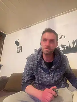 Snapshot of privat-official chatting on February 2025 11:12:02 PM privat-official online show from February 2025 11:12:02 PM