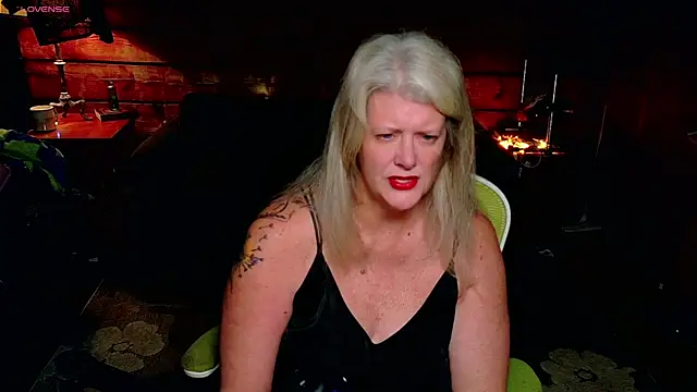 AliceHarlot online show from January 2026 05:44:01 AM