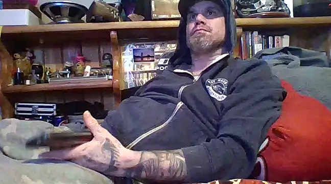 clitstitsandbongrips online show from February 2025 02:27:02 PM