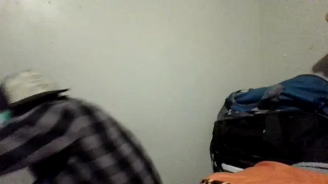 clitstitsandbongrips online show from September 2025 01:49:01 PM