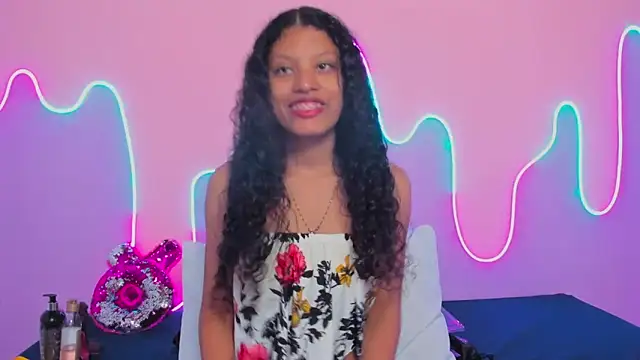 Snapshot of Mingie_Rouse chatting on January 2025 11:56:02 AM Mingie Rouse online show from January 2025 11:56:02 AM