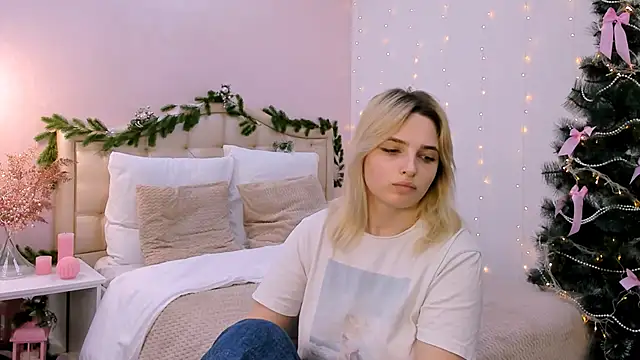 Snapshot of tendermeow chatting on January 2025 07:28:02 PM tendermeow online show from January 2025 07:28:02 PM