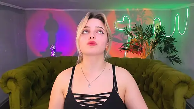 Snapshot of tendermeow chatting on February 2025 04:36:01 PM tendermeow online show from February 2025 04:36:01 PM