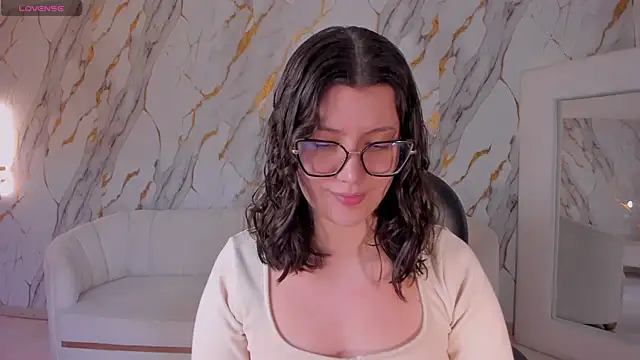 Snapshot of AmberFarrell chatting on July 2026 08:46:01 PM AmberFarrell online show from July 2026 08:46:01 PM