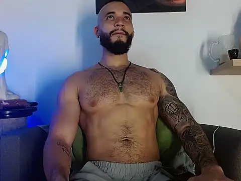 Morgann jones online show from May 2026 11:35:01 PM