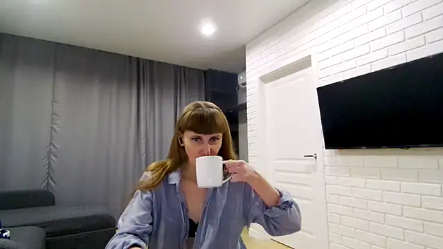 Daniella Lorente online show from December 2025 11:45:02 PM