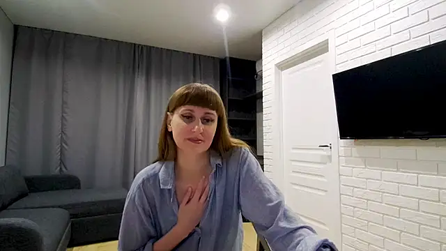 Snapshot of Daniella_Lorente chatting on May 2026 11:45:02 PM Daniella Lorente online show from May 2026 11:45:02 PM
