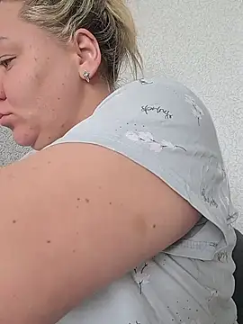 Anna Curvy online show from March 2026 04:17:02 AM