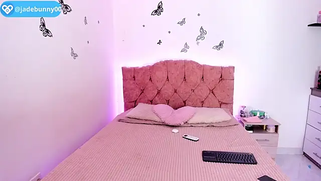 jade dakota   online show from September 2025 06:52:02 PM