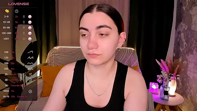 hannacheekss  online show from November 2025 02:01:01 AM