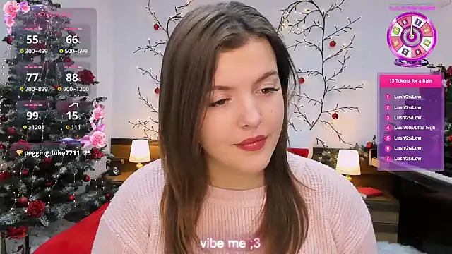 Snapshot of showmeparadise chatting on December 2024 12:18:02 PM showmeparadise online show from December 2024 12:18:02 PM