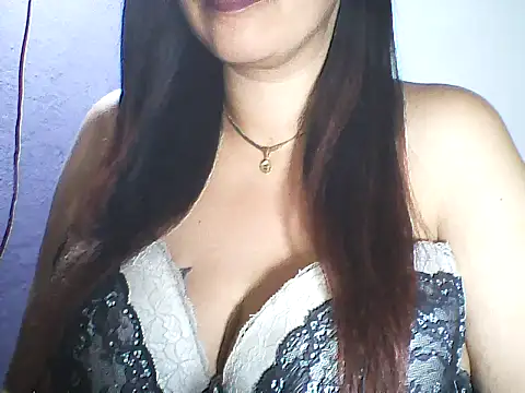 Snapshot of layanah12 chatting on May 2026 06:27:01 PM layanah12 online show from May 2026 06:27:01 PM