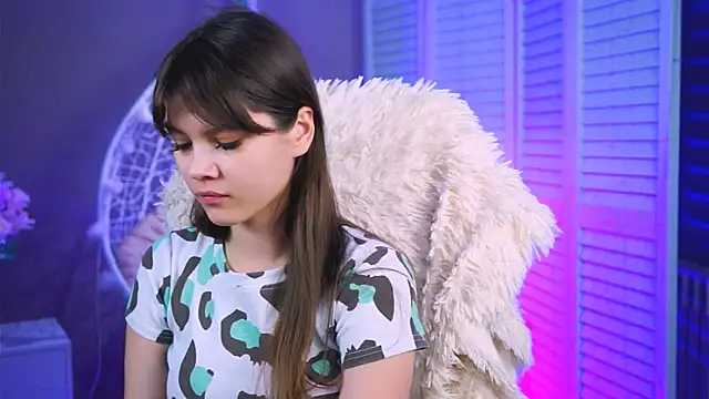 EvaThopson online show from February 2026 06:10:01 AM